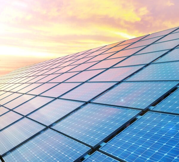 colse-up-solar-panels-sunset colse-up-solar-panels-sunset